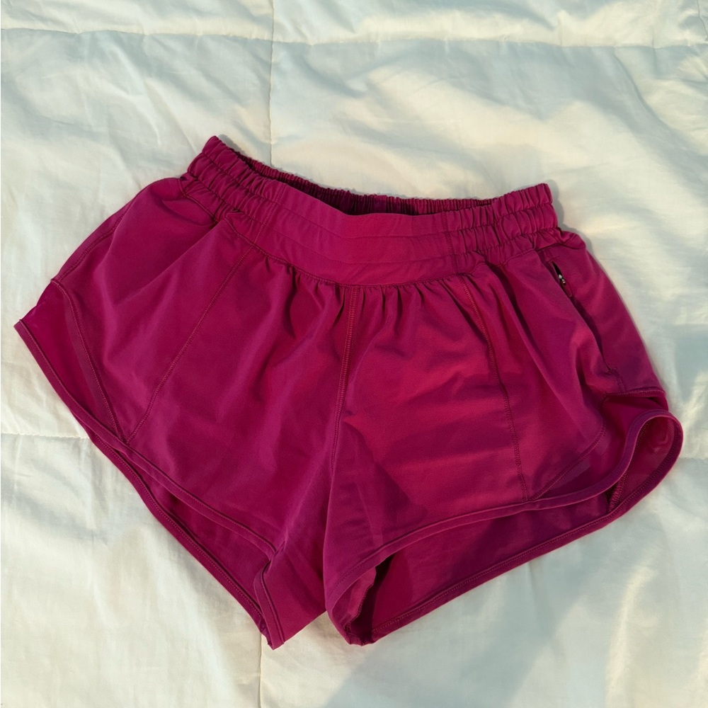 Lululemon Hotty Hot Short 2.5 in Fuchsia pink